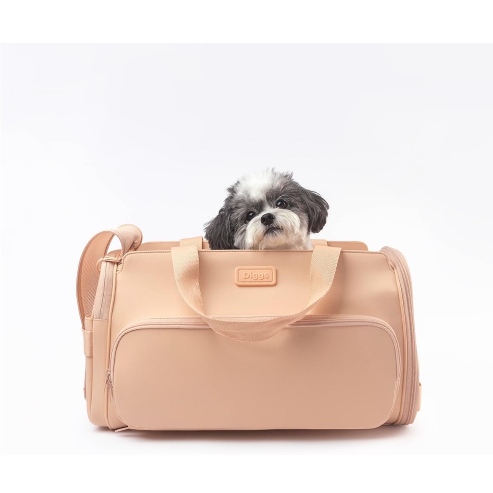 Diggs pet carrier